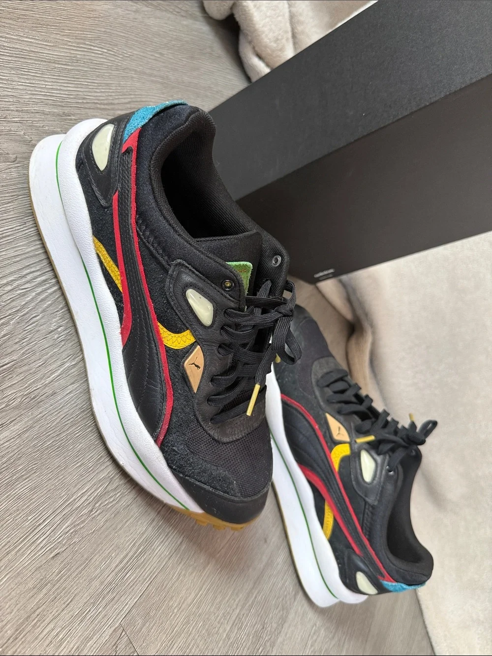PUMA Street Rider Unity Black Red Green Sneakers